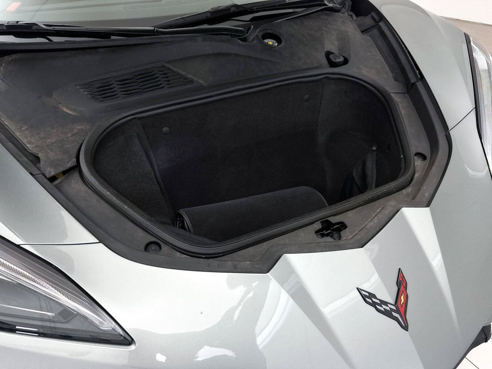 Used 2022 Chevrolet Corvette Stingray Preferred Cpe w/ 2LT RWD image 3