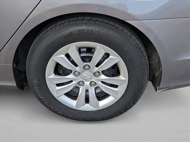 Used 2011 Hyundai Sonata GLS image 9
