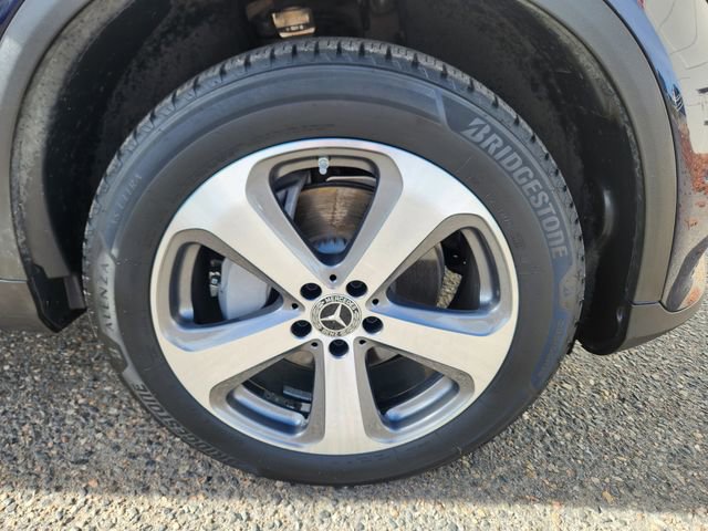 Used 2019 Mercedes-Benz GLC 300 4MATIC Coupe image 20