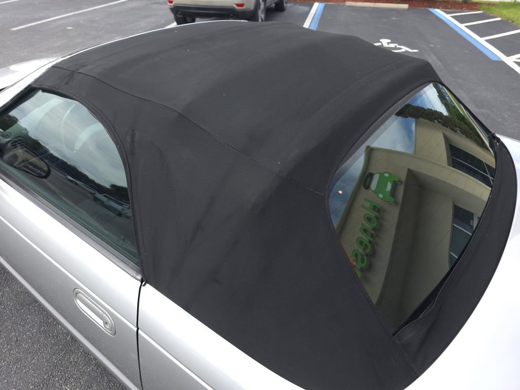 Used 2005 Ford Thunderbird RWD image 11