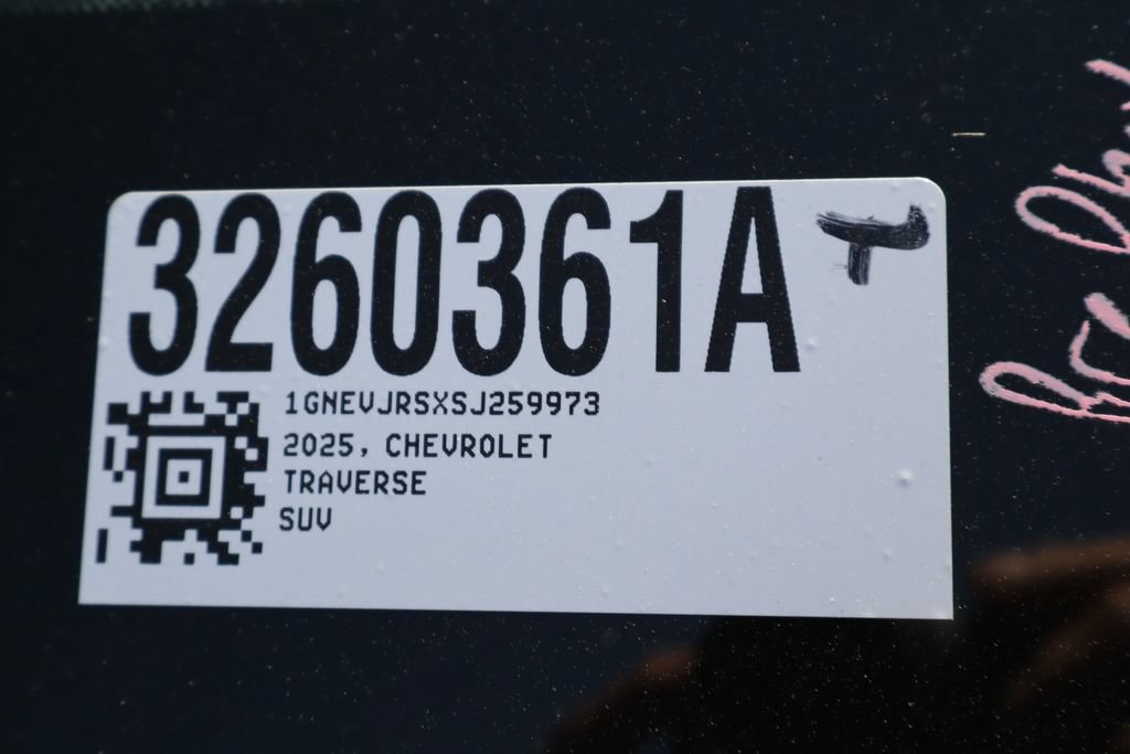 Used 2025 Chevrolet Traverse Z71 w/ Driver Confidence Package AWD/4WD image 33