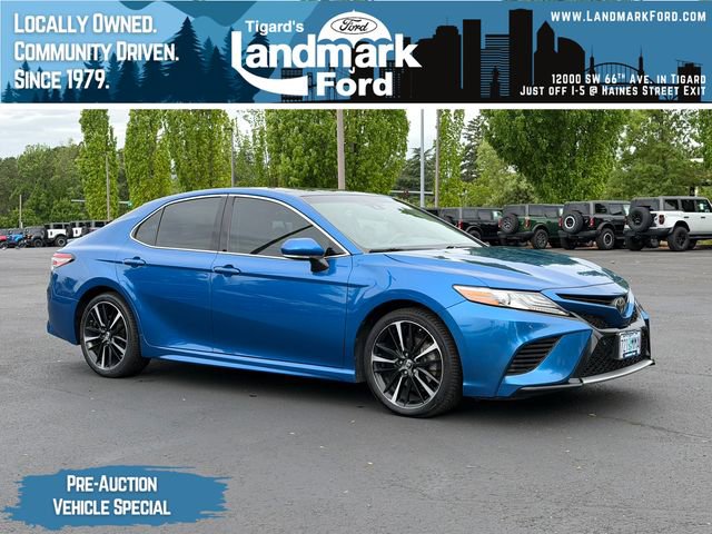 Used 2018 Toyota Camry XSE FWD image 1