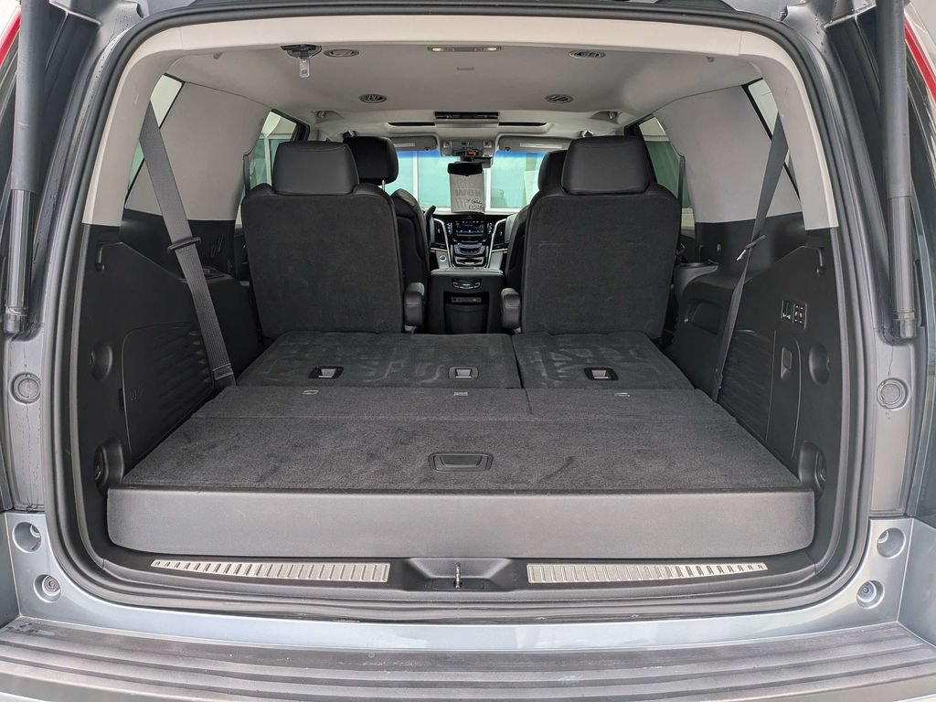 Used 2019 Cadillac Escalade Premium Luxury RWD image 13