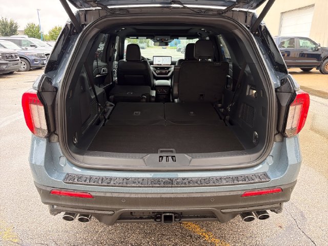 New 2026 Ford Explorer ST w/ Sun And Sound Package AWD/4WD image 8