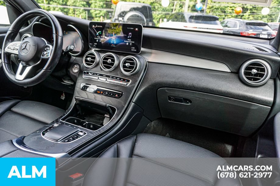 Used 2022 Mercedes-Benz GLC 300 image 23