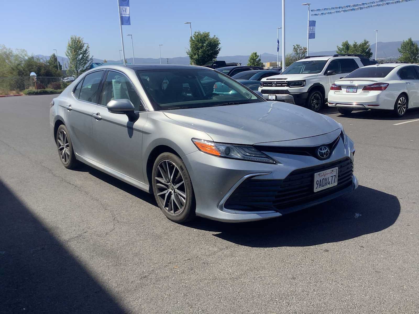 Used 2021 Toyota Camry XLE w/ Navigation Package AWD/4WD image 8