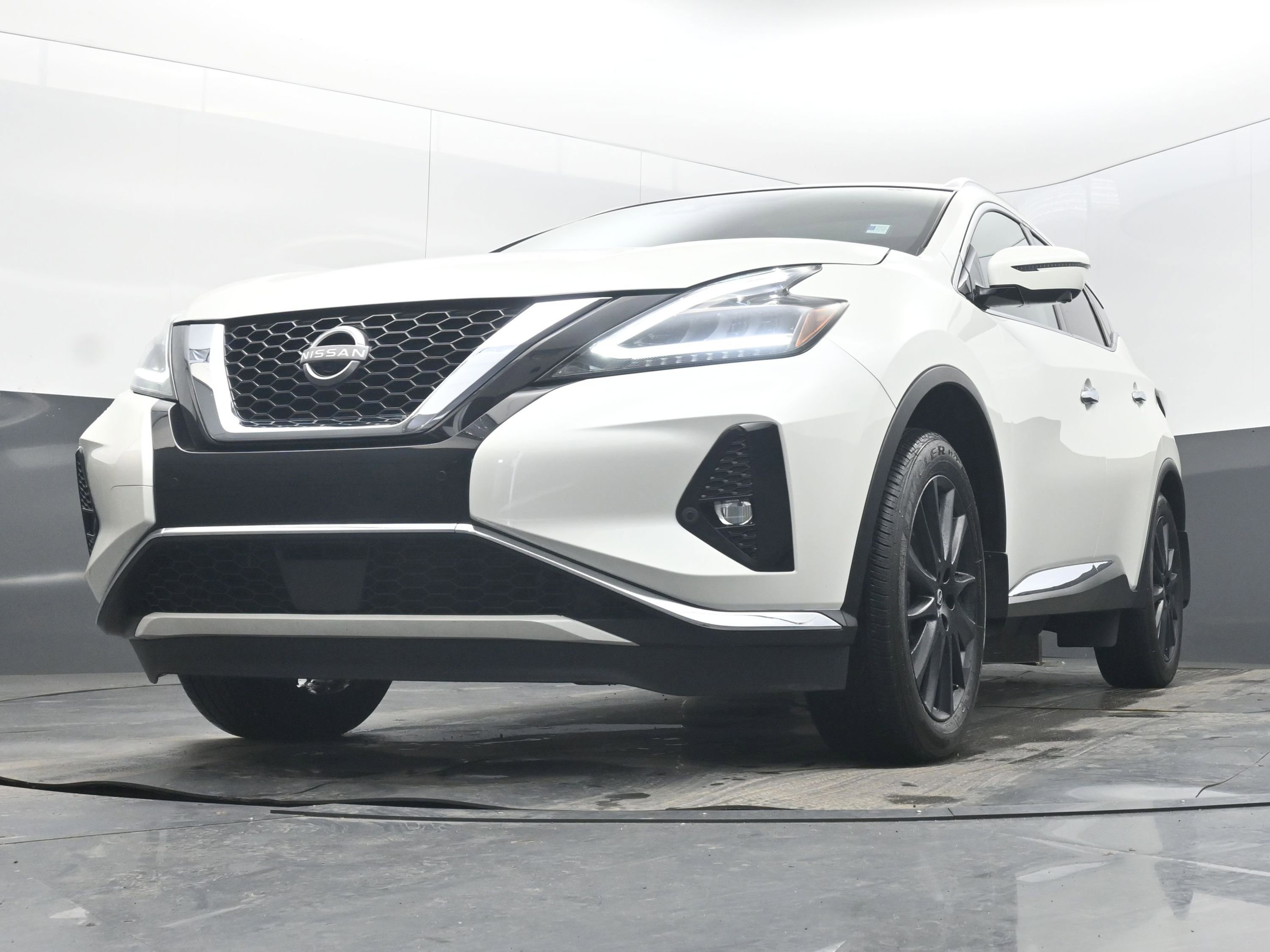 Used 2024 Nissan Murano Platinum w/ Cargo Package image 24