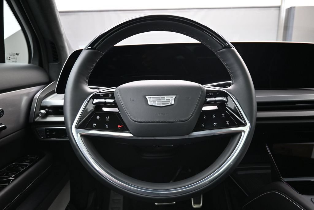 Certified 2026 Cadillac Vistiq Platinum w/ LPO, Floor Liner Package AWD/4WD image 13