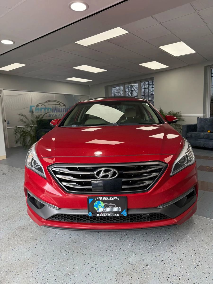 Used 2017 Hyundai Sonata Limited w/ Ultimate Package 04 FWD image 3