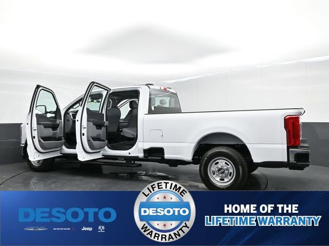 New 2025 Ford F250 XL w/ XL Chrome Package image 52