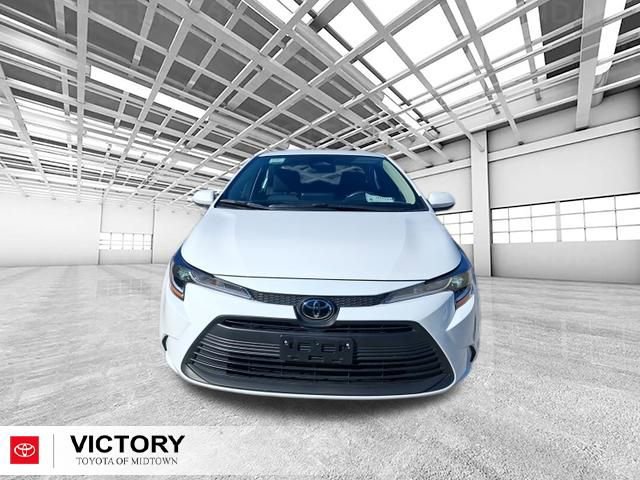 Certified 2025 Toyota Corolla LE image 8