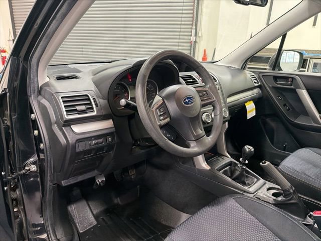 Used 2016 Subaru Forester 2.5i image 10