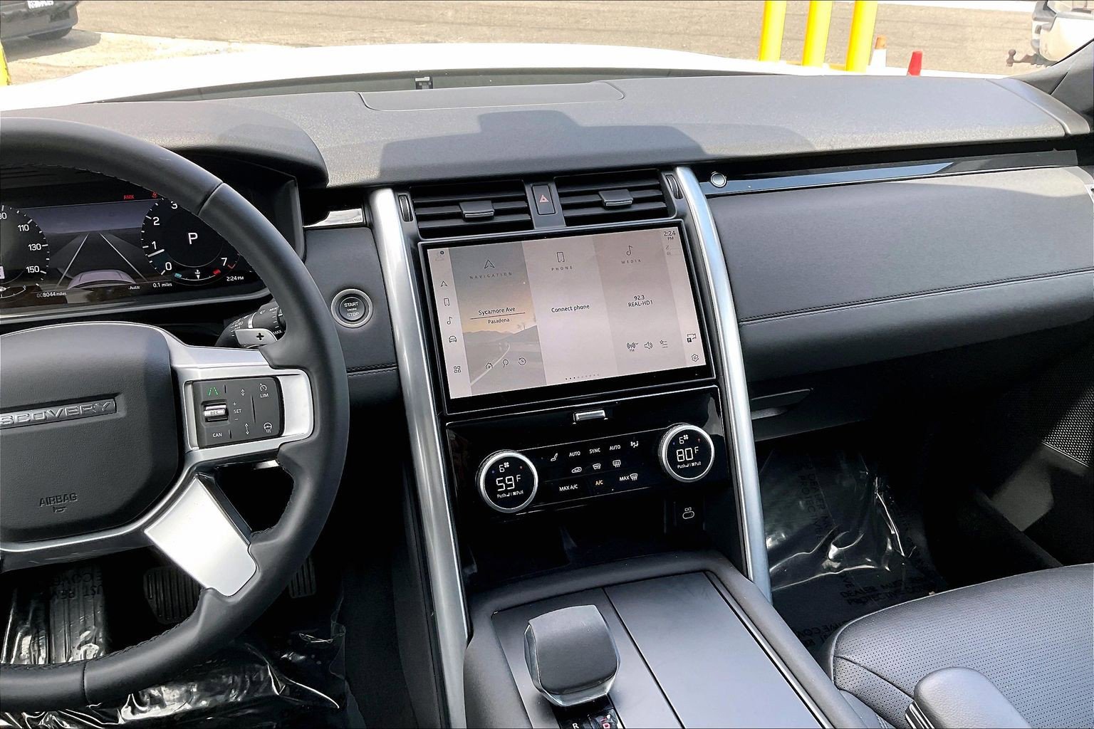 Certified 2025 Land Rover Discovery S AWD/4WD image 6