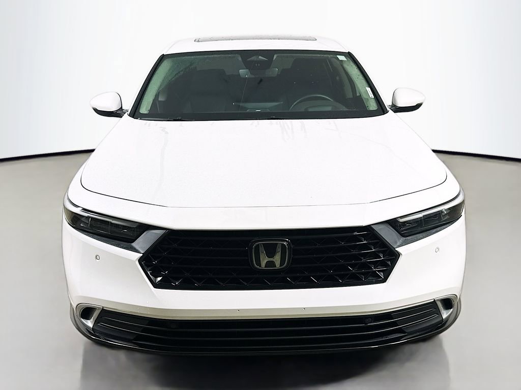 Used 2023 Honda Accord Touring video 2