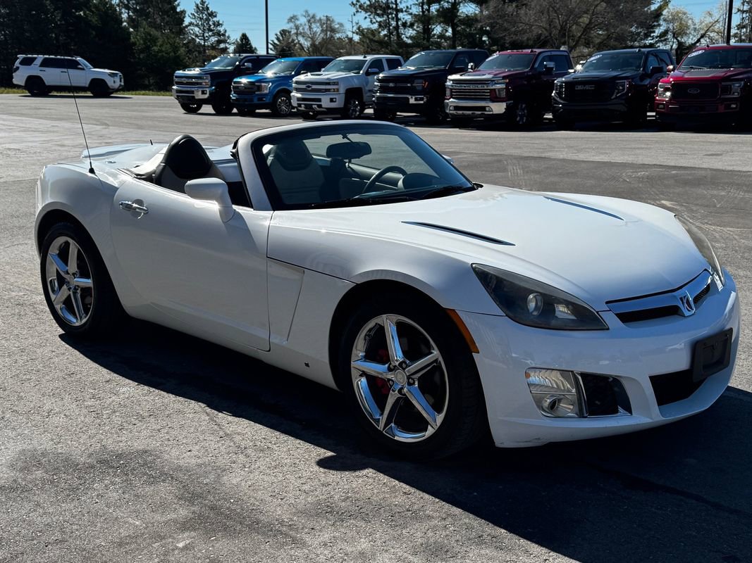 Used 2009 Saturn Sky Red Line RWD image 8