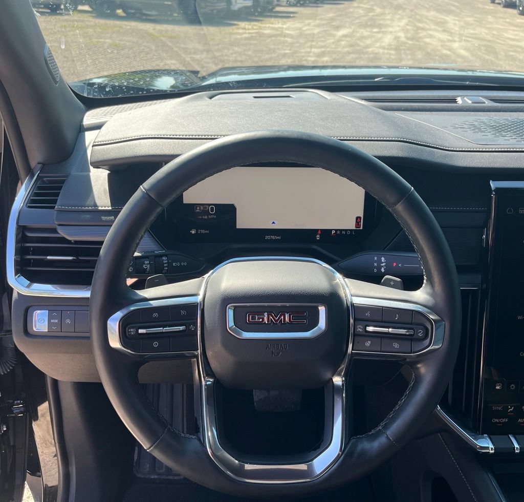 Used 2024 GMC Acadia Elevation FWD image 20