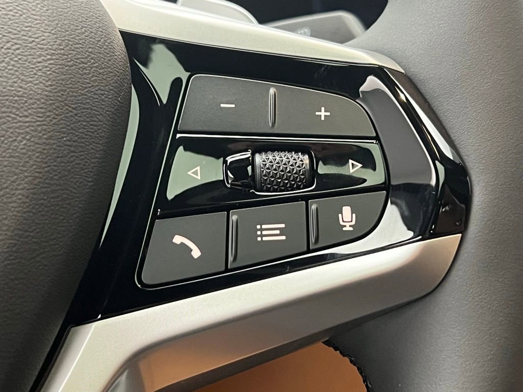 Used 2026 BMW 330i xDrive 330i xDrive w/ Premium Package image 18