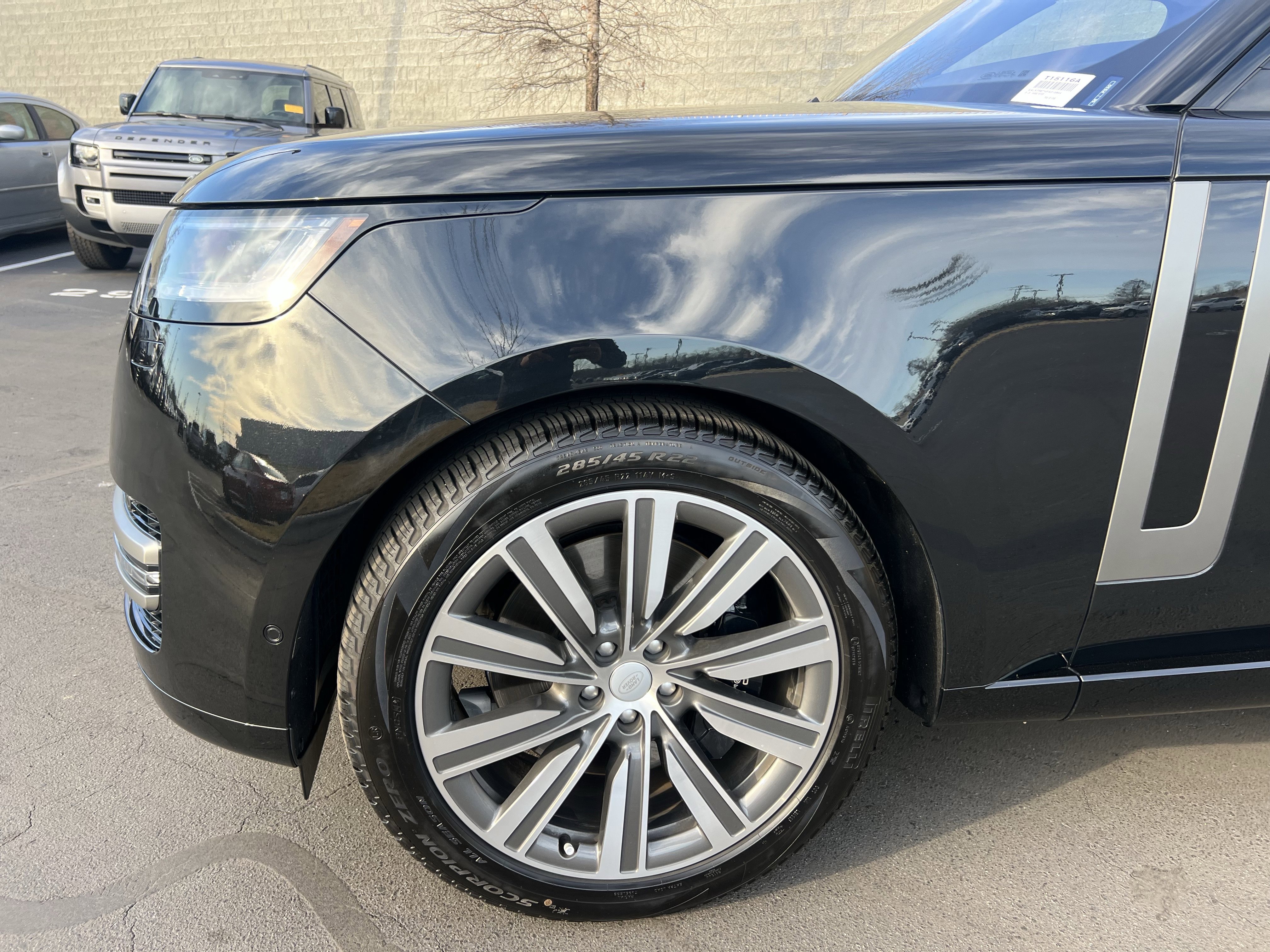 Certified 2023 Land Rover Range Rover SE image 13