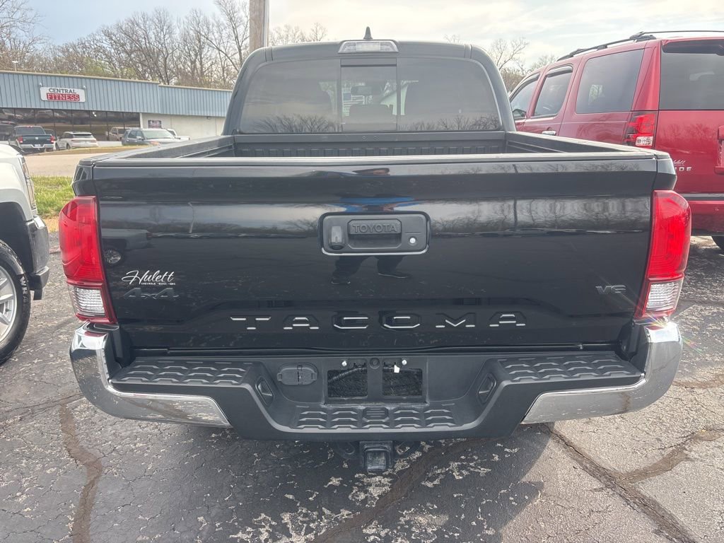 Used 2020 Toyota Tacoma SR5 image 4