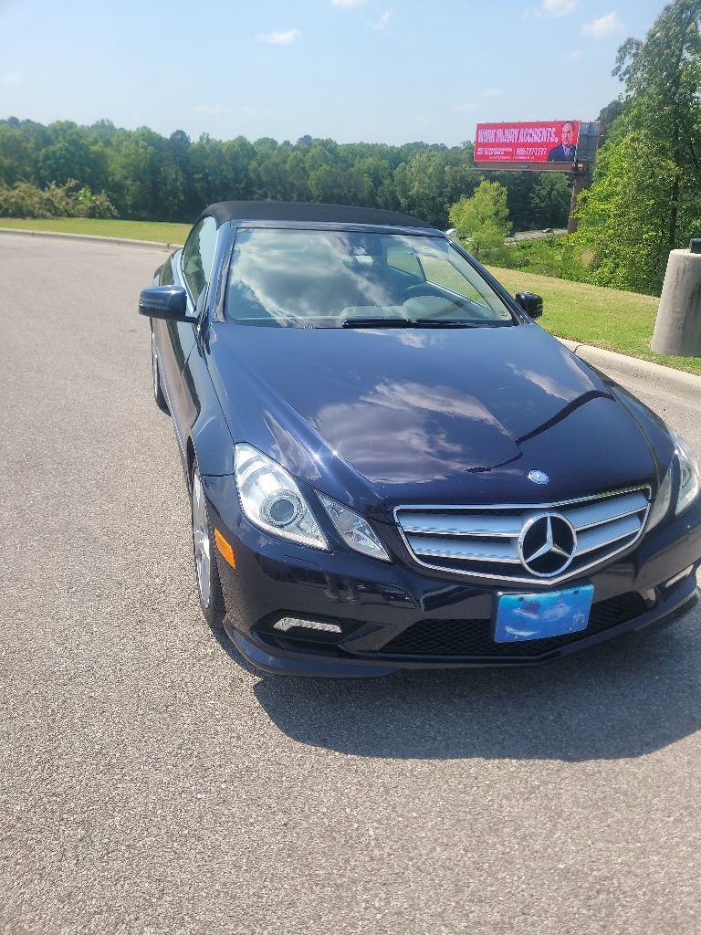 Used 2011 Mercedes-Benz E 550 Cabriolet image 1