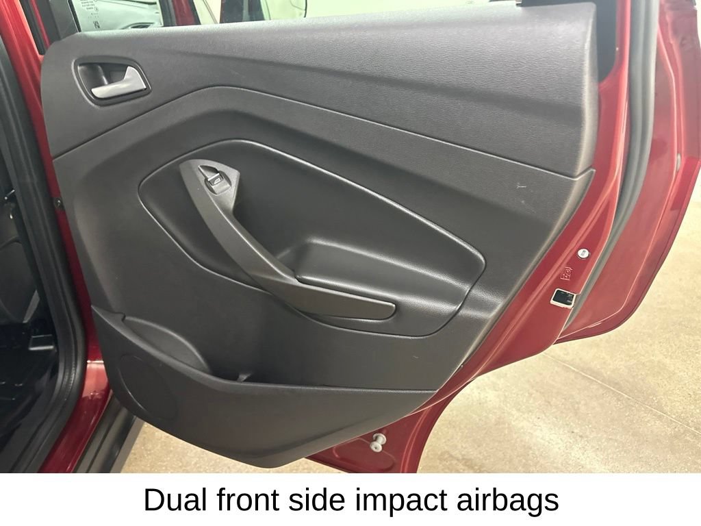 Used 2017 Ford C-MAX Energi SE w/ Equipment Group 402A FWD image 27