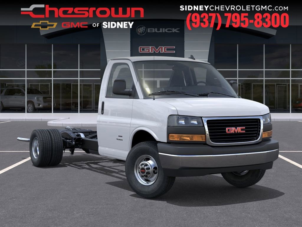 New 2025 GMC Savana 4500 w/ Power Convenience Package RWD image 7