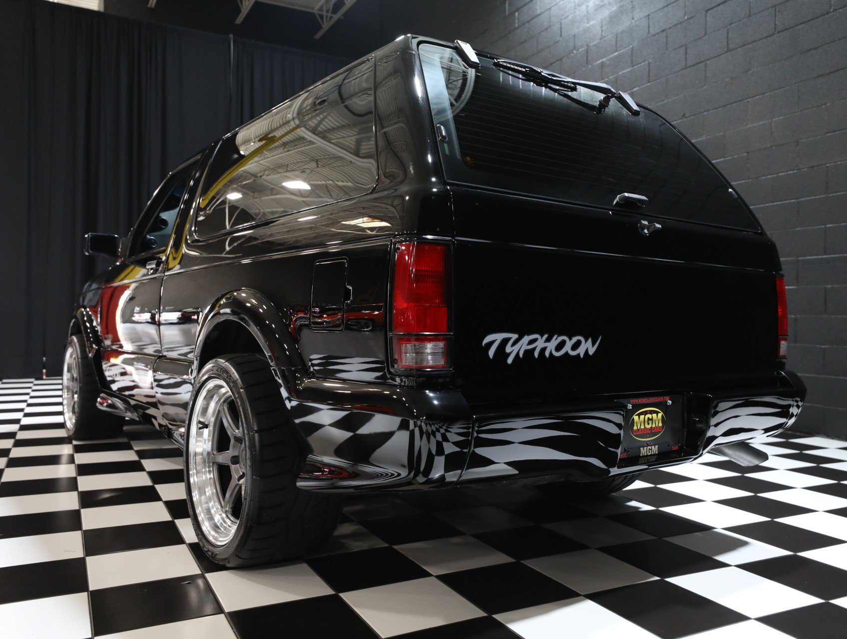 Used 1993 GMC Typhoon AWD/4WD image 23