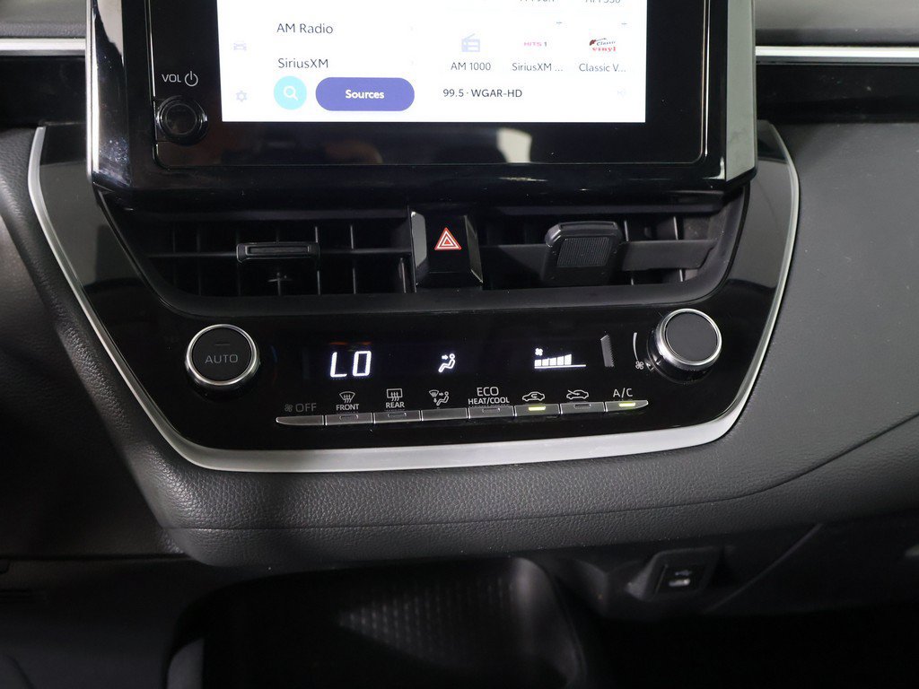 Used 2024 Toyota Corolla LE FWD image 40