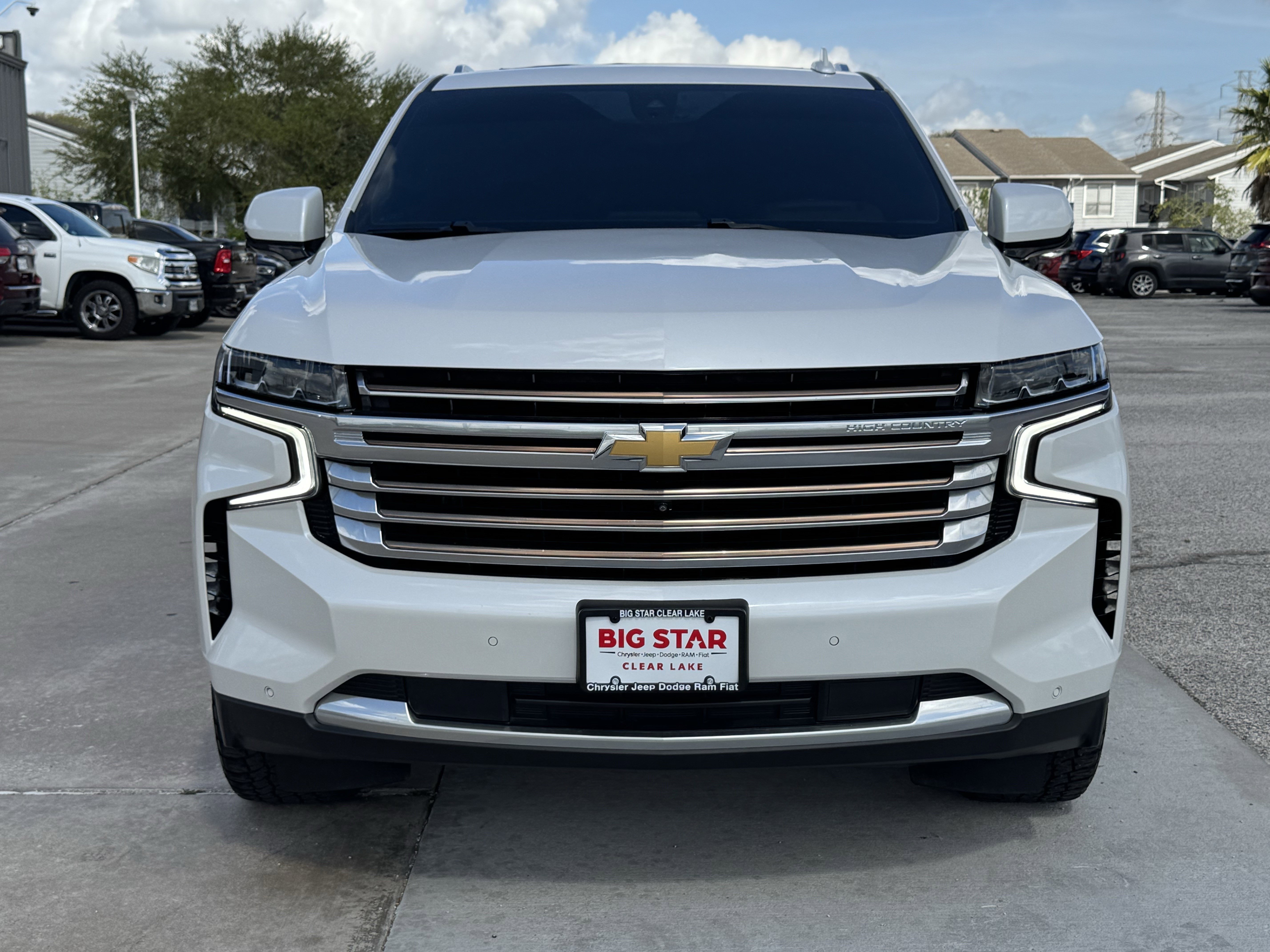 Used 2021 Chevrolet Tahoe High Country w/ Premium Package image 3