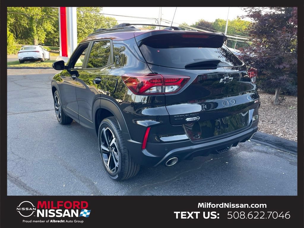 Used 2021 Chevrolet TrailBlazer RS w/ Convenience Package AWD/4WD image 3