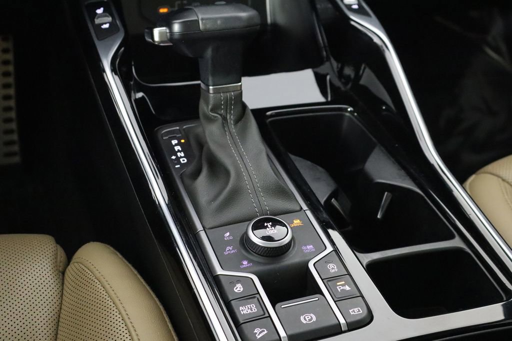 Used 2024 Kia Sorento SX Prestige w/ Olive Brown Leather Package image 30