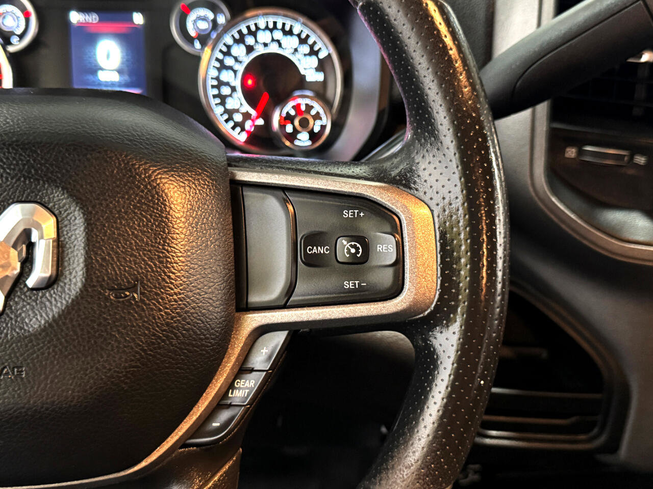 Used 2023 RAM 4500 Tradesman w/ Chrome Appearance Group image 21