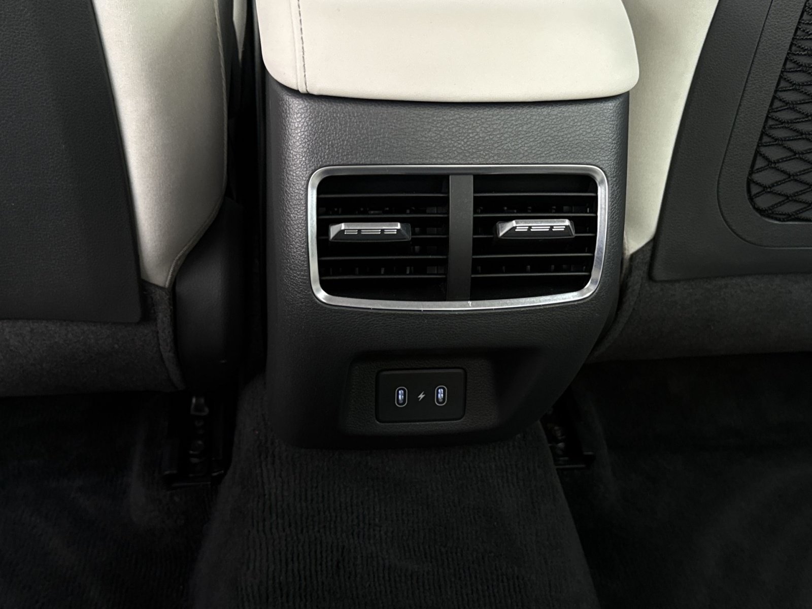 Used 2025 Hyundai Sonata SEL FWD image 24