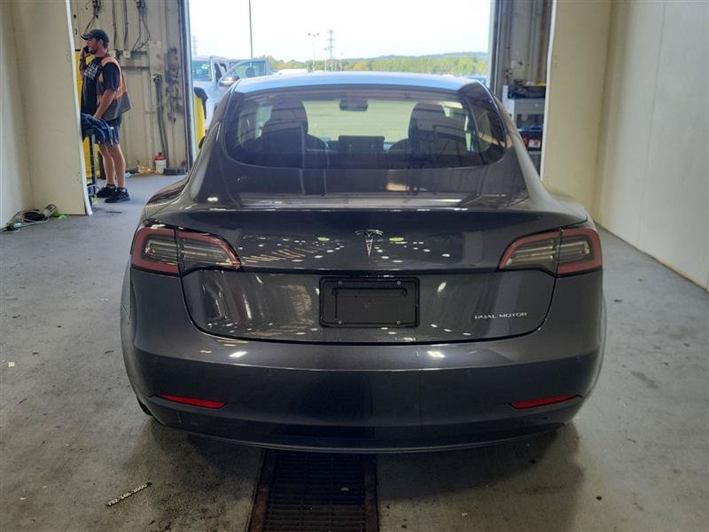 Used 2018 Tesla Model 3 Long Range AWD/4WD image 4