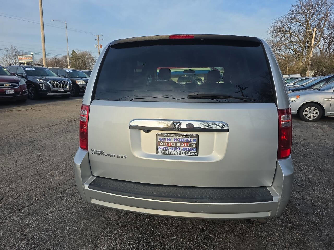 Used 2008 Dodge Grand Caravan SXT FWD image 17
