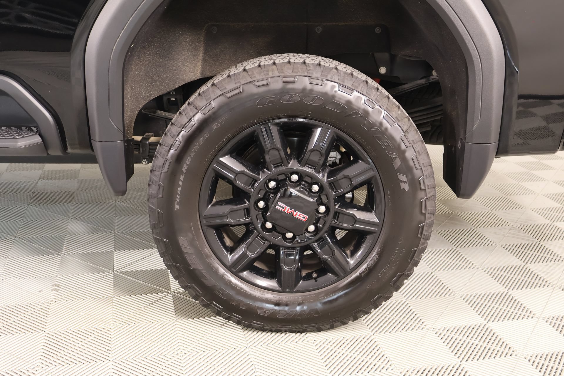 Used 2026 GMC Sierra 2500 AT4 w/ AT4 Premium Plus Package AWD/4WD image 19