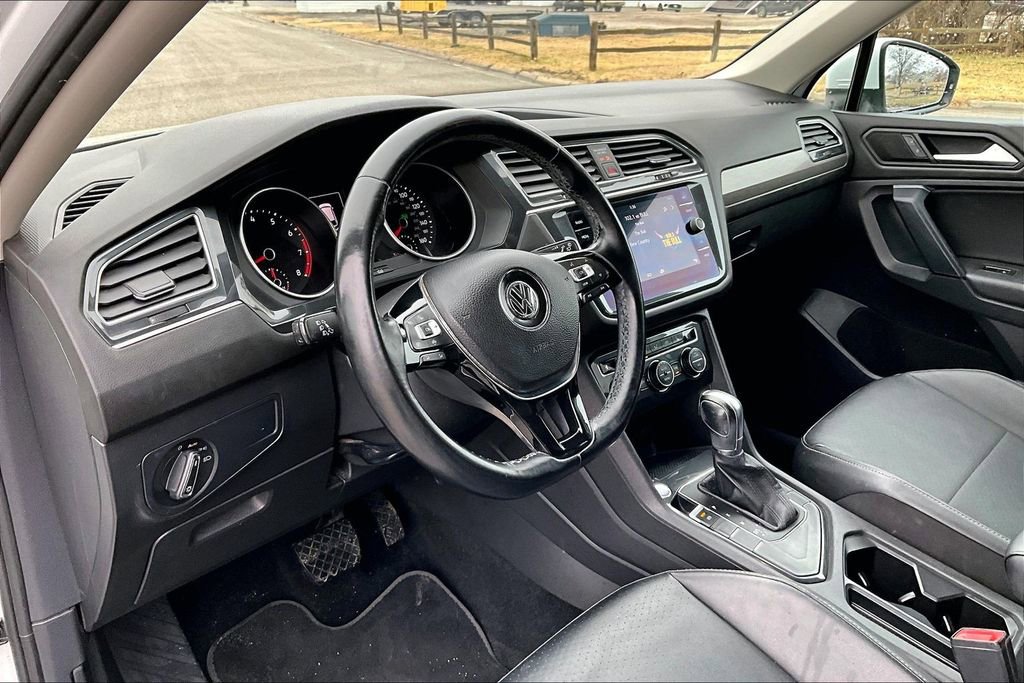 Used 2019 Volkswagen Tiguan SE image 12
