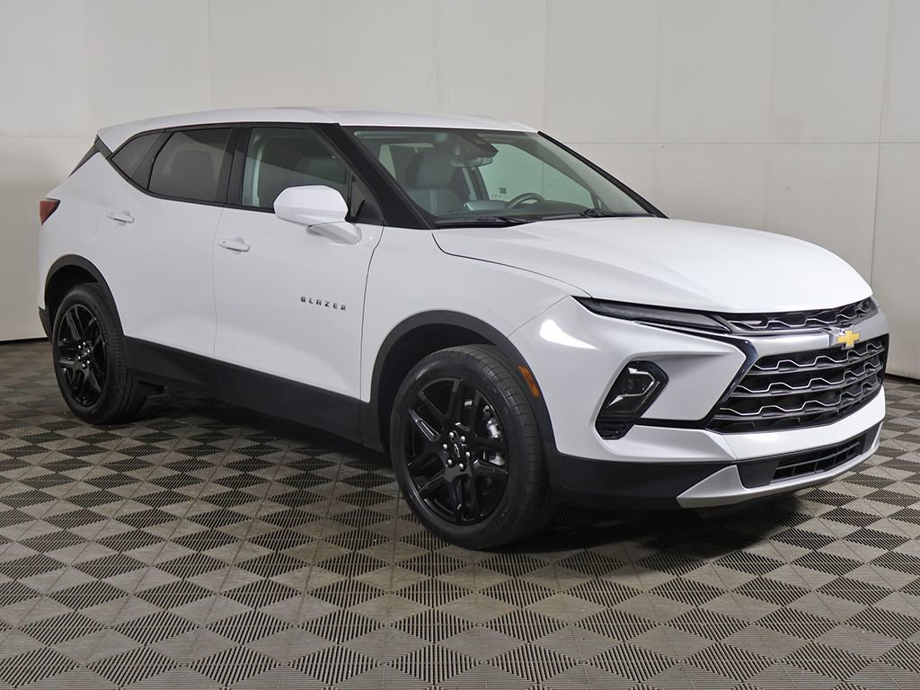 Used 2023 Chevrolet Blazer LT image 45