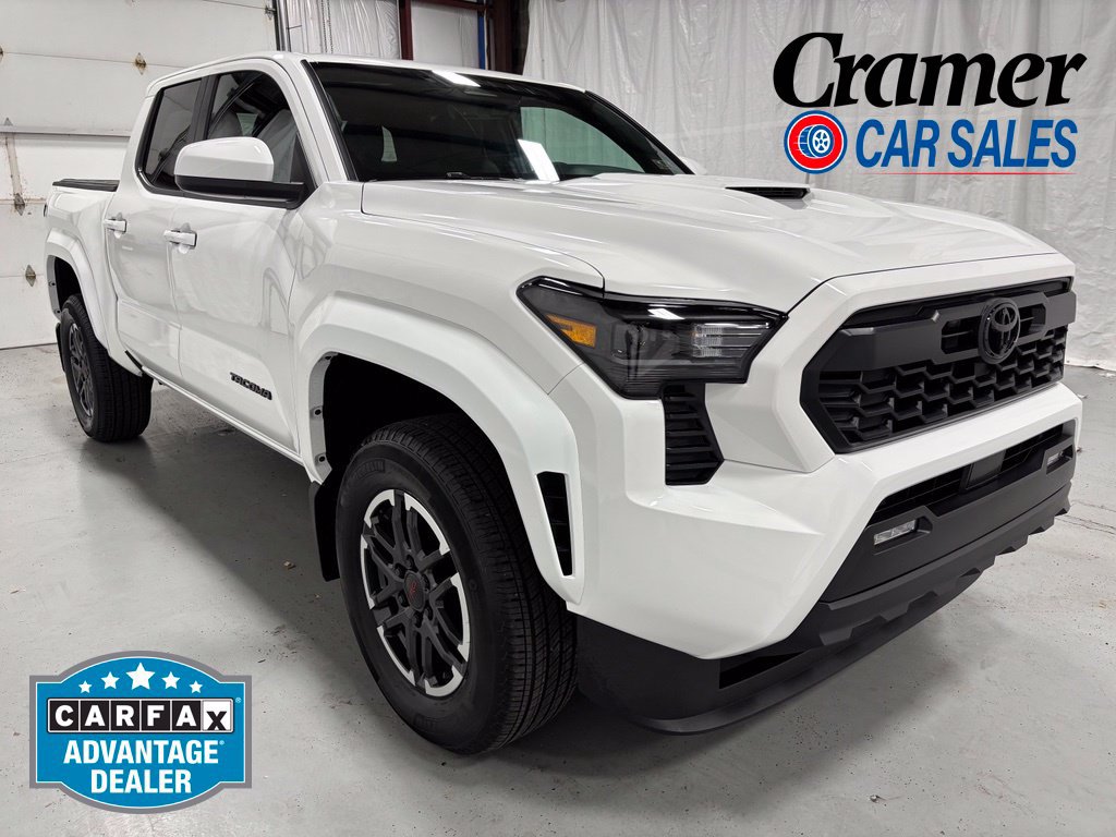 Used 2026 Toyota Tacoma TRD Sport AWD/4WD image 1