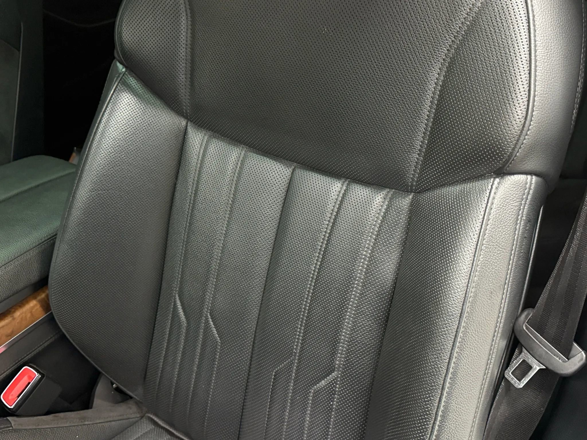 Used 2019 Audi A8 L 3.0T w/ Executive Package image 25