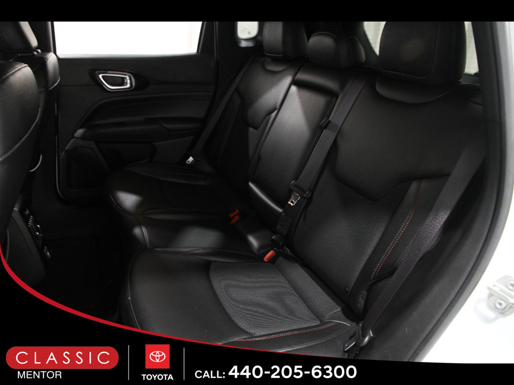 Used 2024 Jeep Compass Trailhawk AWD/4WD image 19