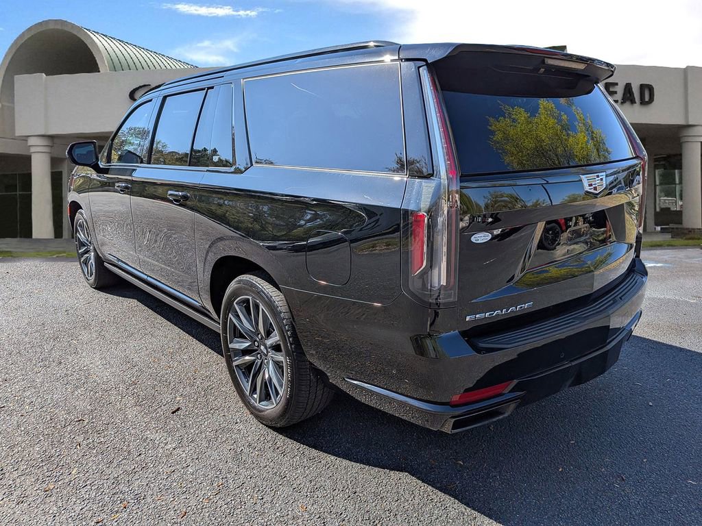 Used 2021 Cadillac Escalade ESV Sport Platinum image 4