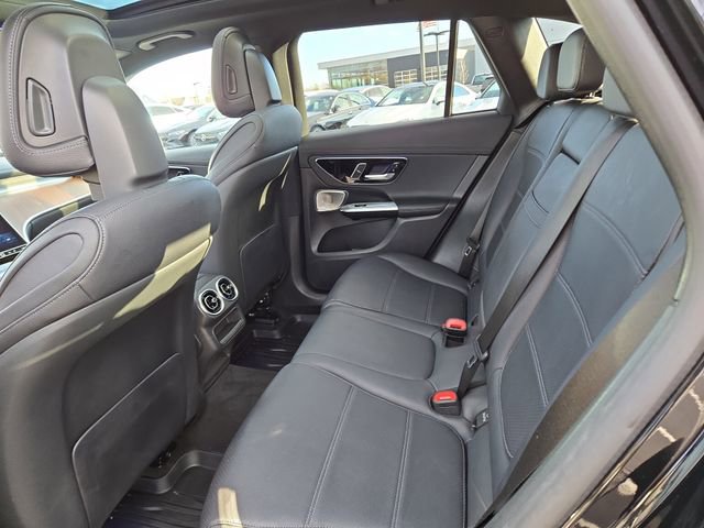 Used 2023 Mercedes-Benz GLC 300 4MATIC image 24