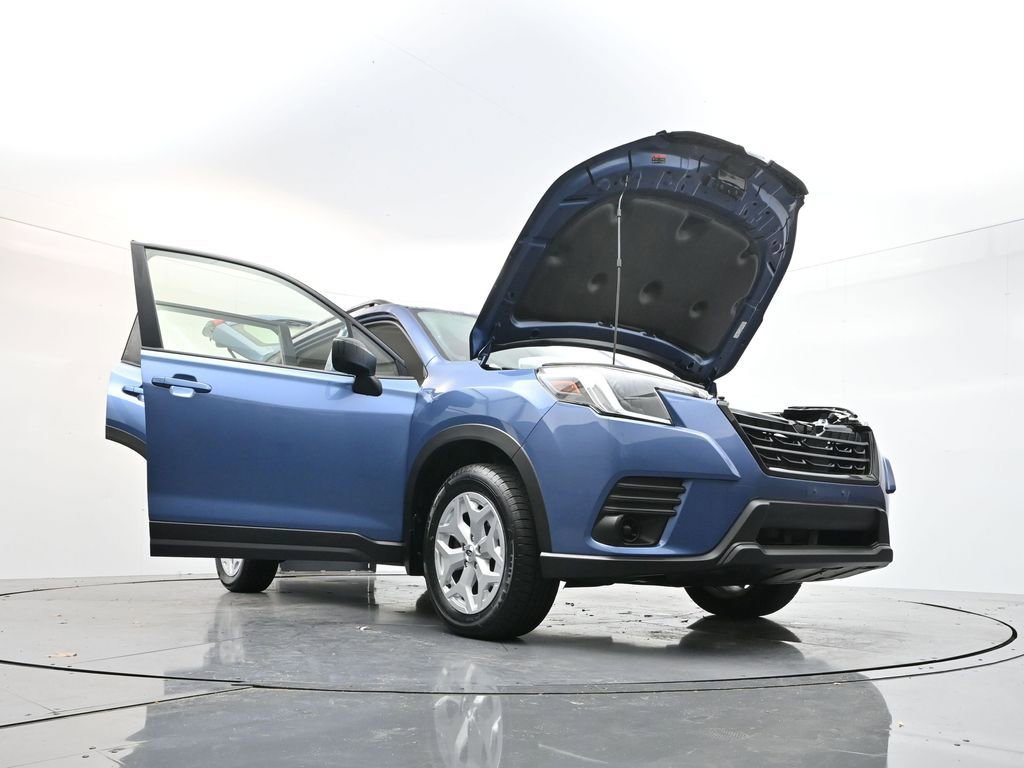 Used 2023 Subaru Forester Base image 35