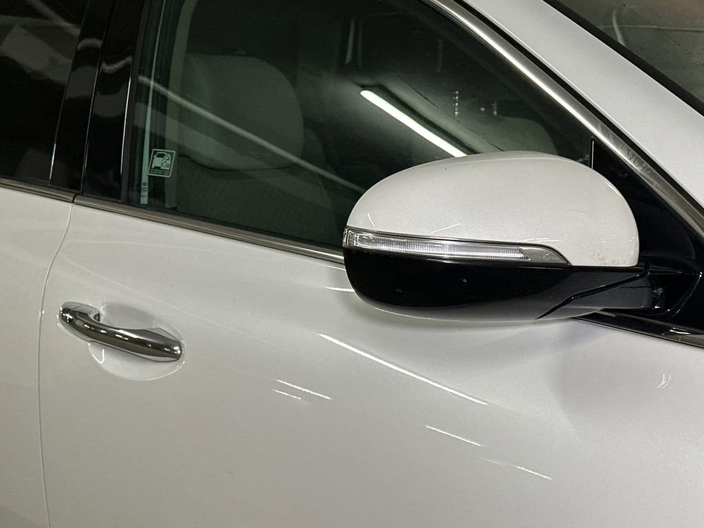 Used 2017 Kia Sorento LX image 8