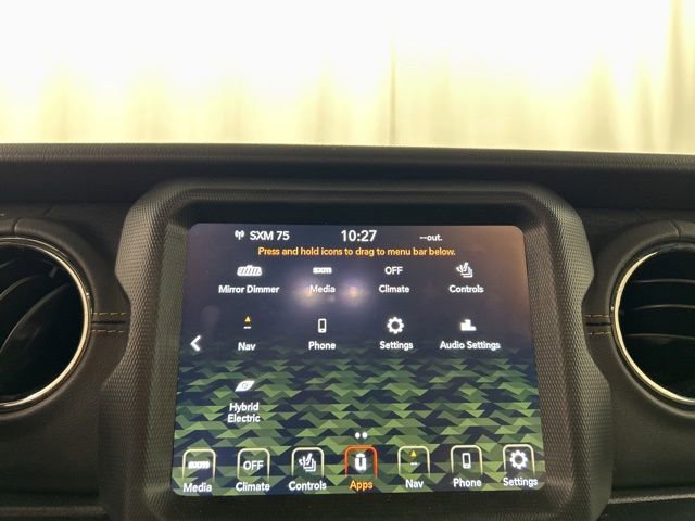 Used 2021 Jeep Wrangler Unlimited Sahara AWD/4WD image 16