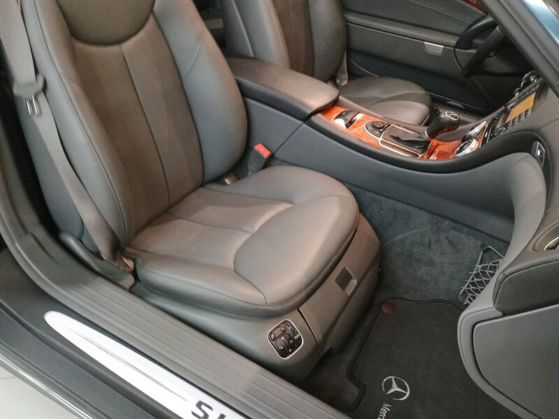 Used 2006 Mercedes-Benz SL 500 image 34