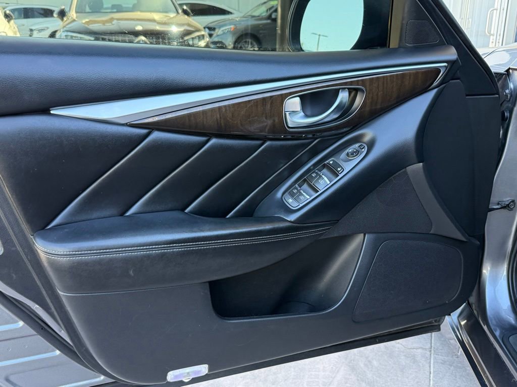 Used 2018 INFINITI Q50 Luxe RWD image 18