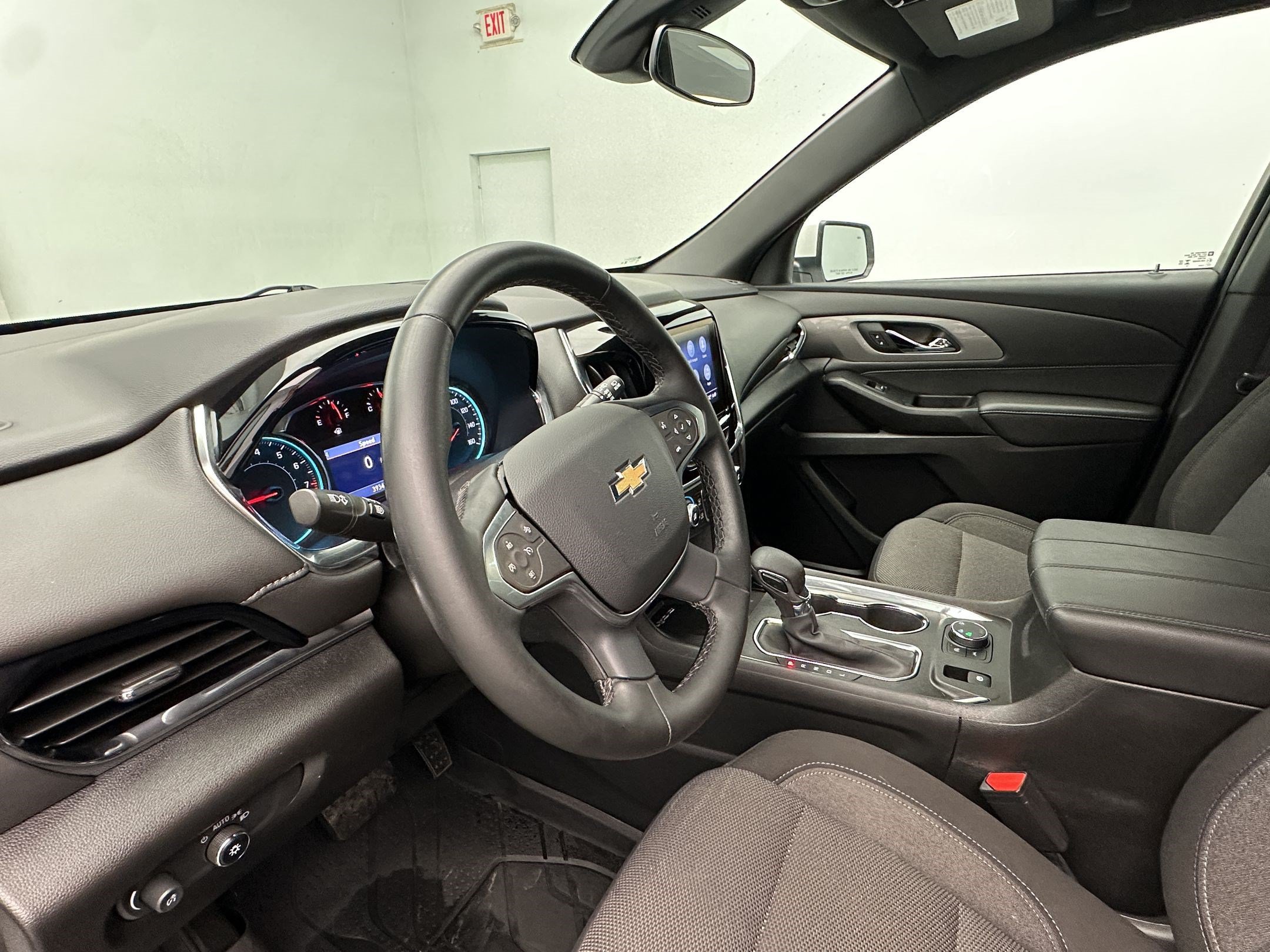 Certified 2023 Chevrolet Traverse LT w/ LPO, Floor Liner Package AWD/4WD image 4