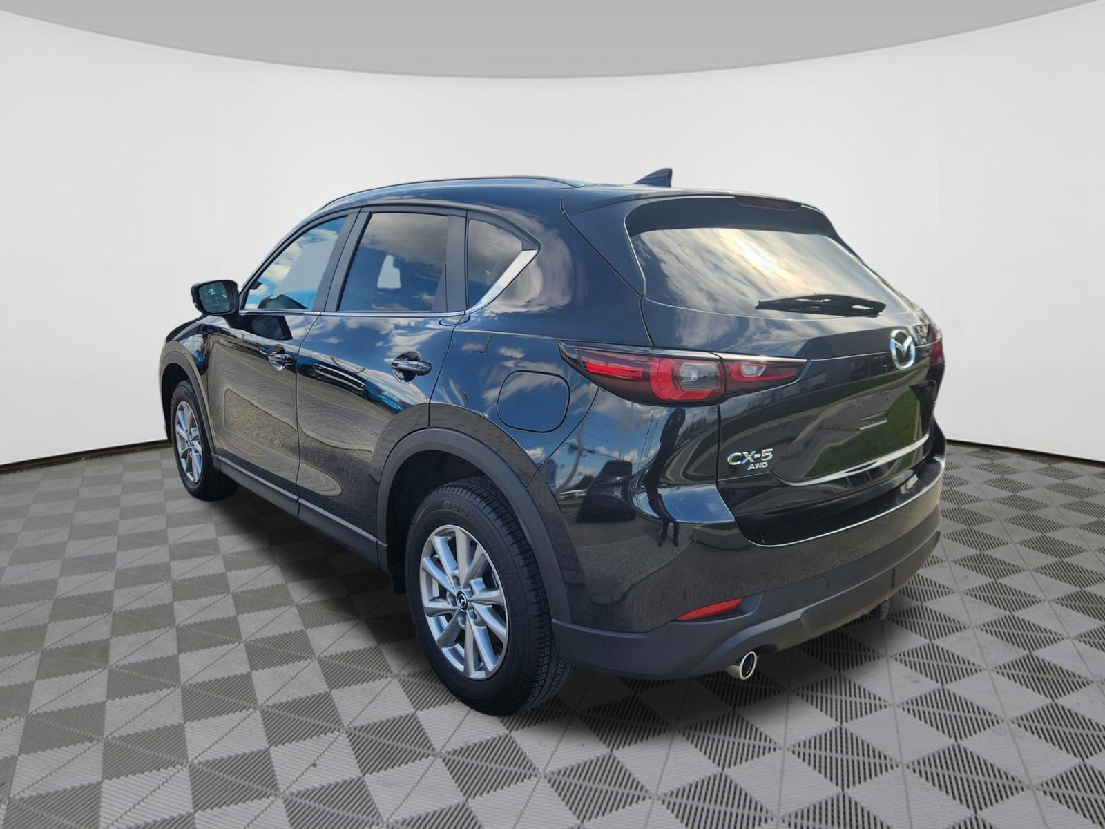 Certified 2023 MAZDA CX-5 AWD 2.5 S w/ Preferred Package image 3